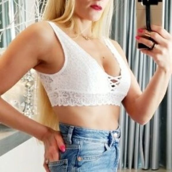 TOP WHITE LACE Bralette - Picture 4 of 4